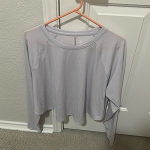Light purple athletic shirt XL